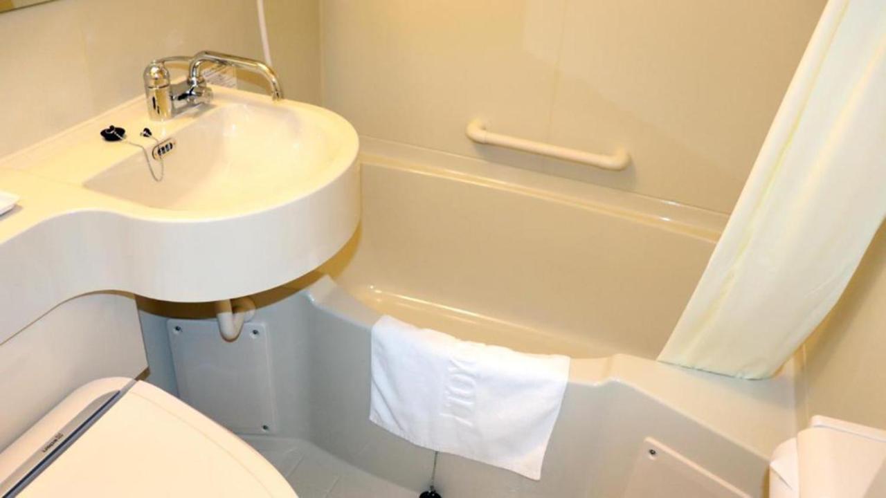 Toyoko Inn Iwakuni Eki Nishi Guchi المظهر الخارجي الصورة