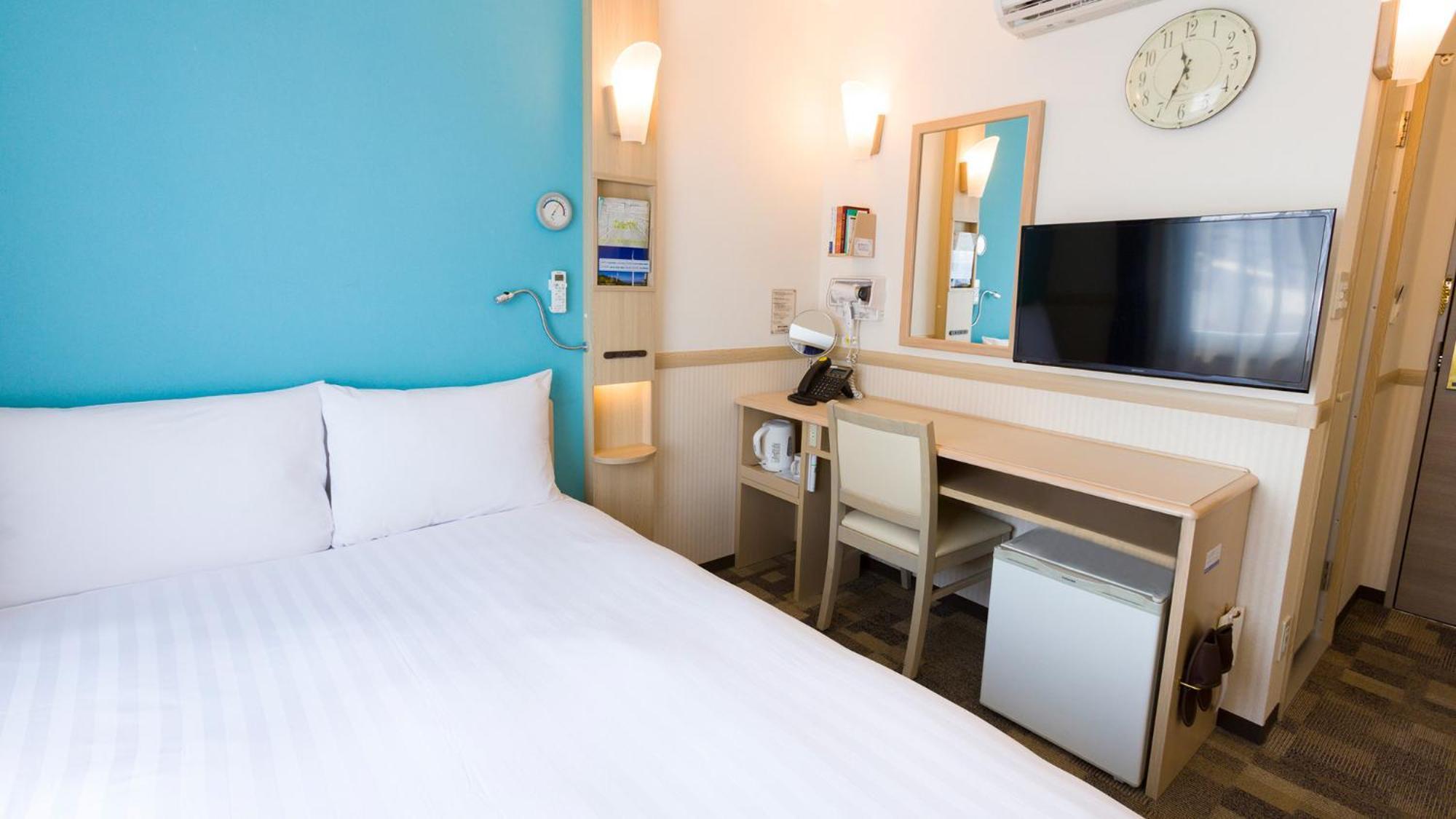 Toyoko Inn Iwakuni Eki Nishi Guchi الغرفة الصورة