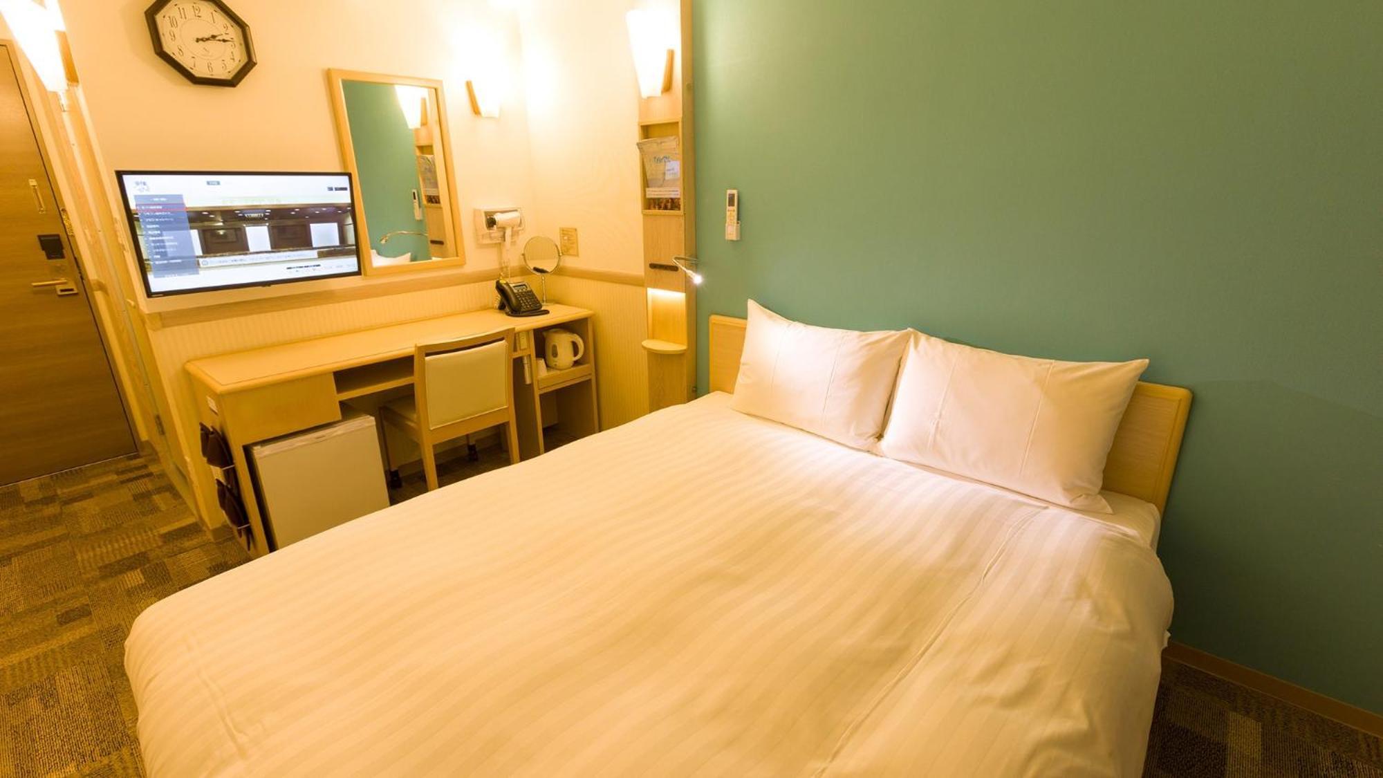 Toyoko Inn Iwakuni Eki Nishi Guchi الغرفة الصورة